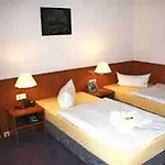Waldhotel -self Check-in- Hotel