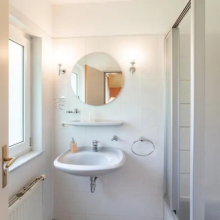 Hotel Waldhotel -self Check-in-