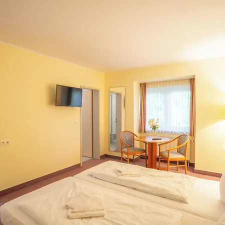 Waldhotel -self Check-in- 3*