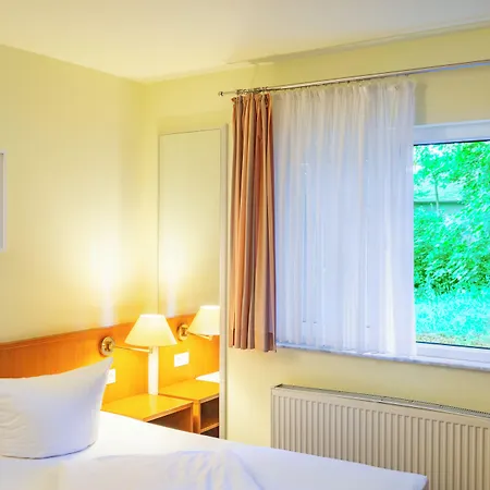 Hotel Waldhotel -self Check-in- 3*