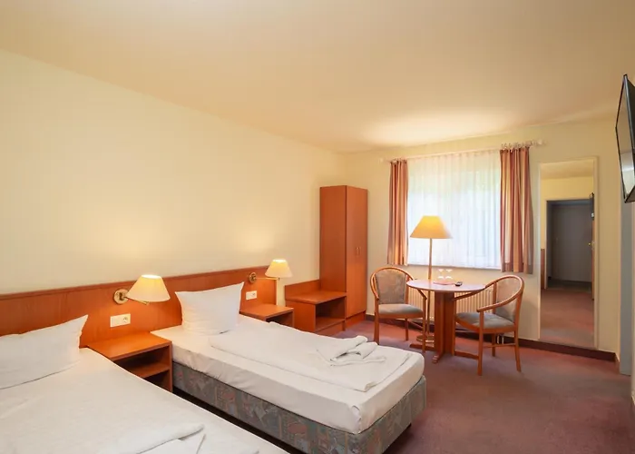 Waldhotel -self Check-in- 3* Schöneiche