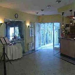 מלון Waldhotel -self Check-in- Schöneiche